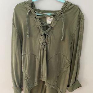 green utility lace-up shirt with hood